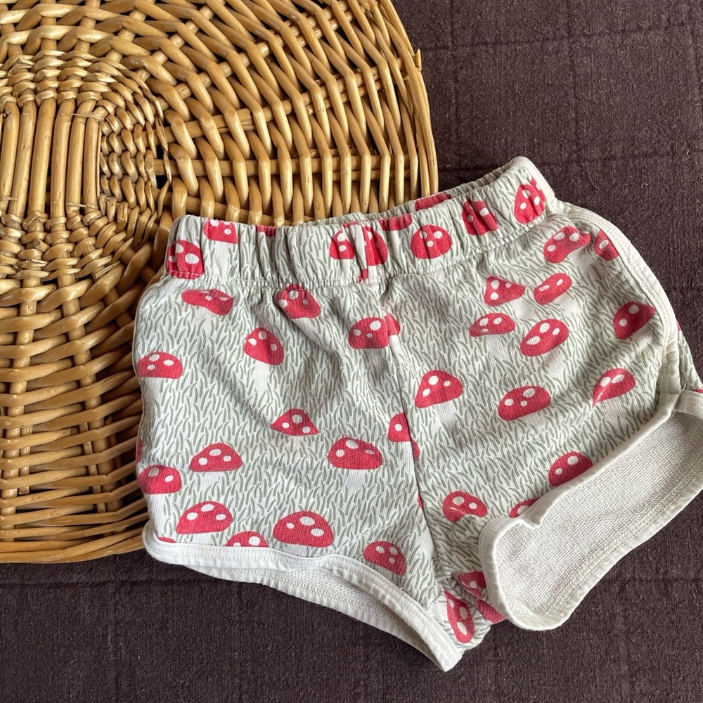 SOLD/ Kids shorts